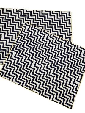 Tommy Hilfiger Sierra Azul Blue White Yellow Zigzag STD Pillow Shams Cotton Set